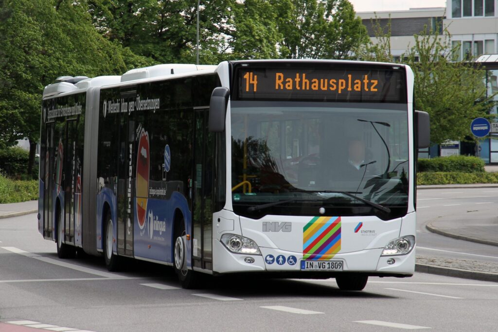 INVG Bus unterwegs Foto: Foerster