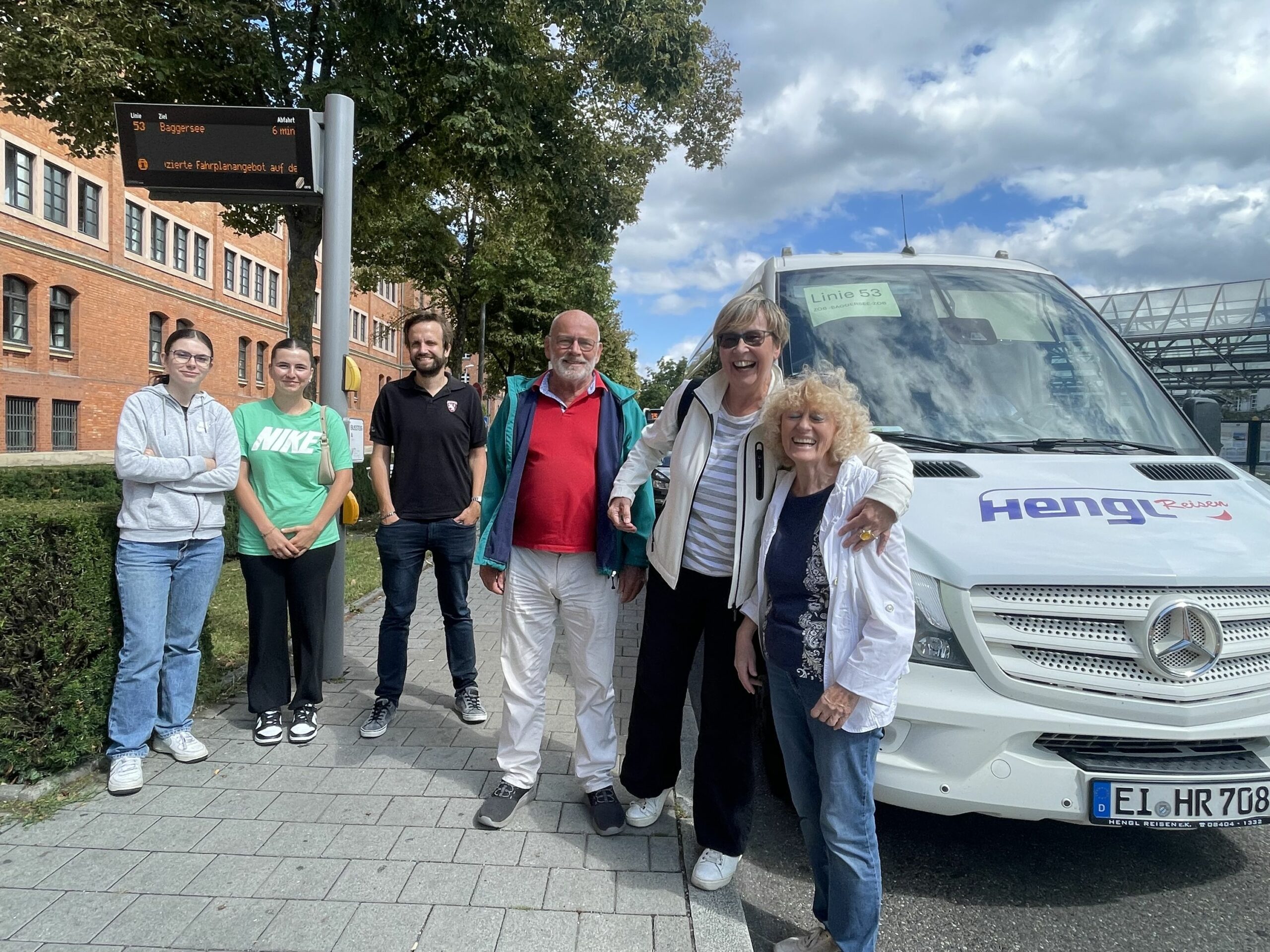 Mit dem Bus zum Baggersee