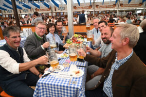 Anstich,Pfingsvolksfest,Herrnbräu