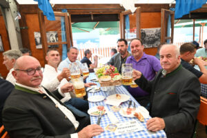 Anstich,Pfingsvolksfest,Herrnbräu