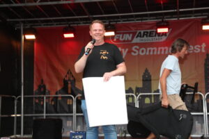 Fun Arena Charity Spendenübergabe