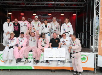 Fun Arena Charity Spendenübergabe
