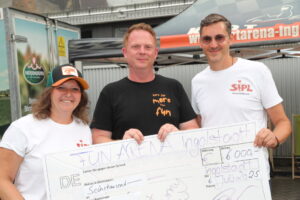 Fun Arena Charity Spendenübergabe