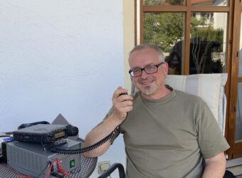 Funkamateure haben Kontakte in die ganze Welt/Foto: Vinke