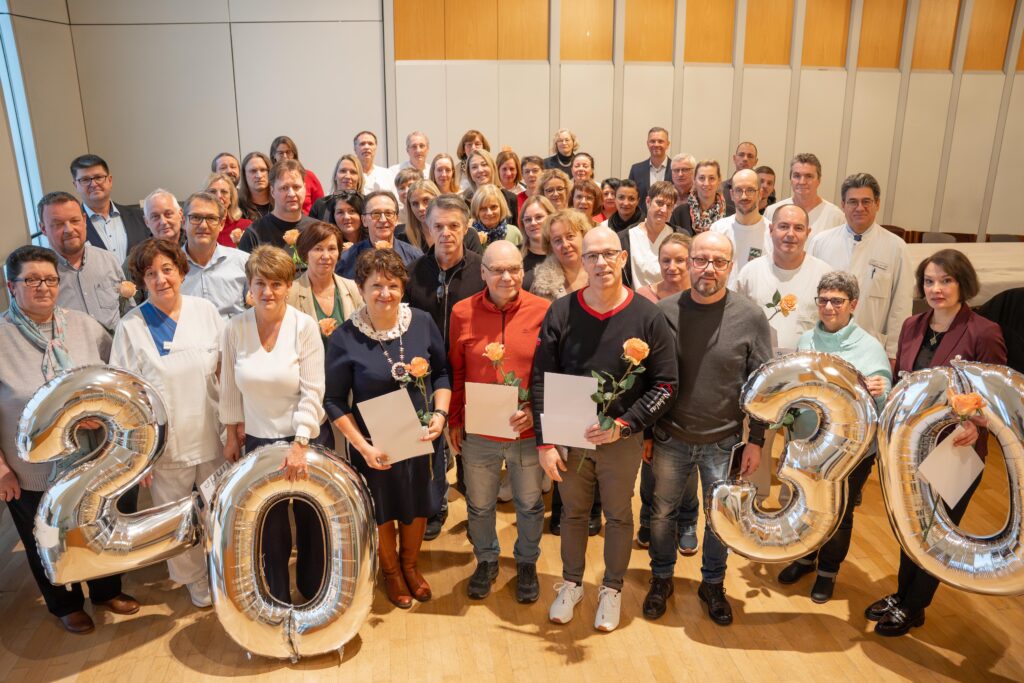 48 Mitarbeitende feiern 20- und 30-jähriges Betriebsjubiläum im Klinikum Ingolstadt