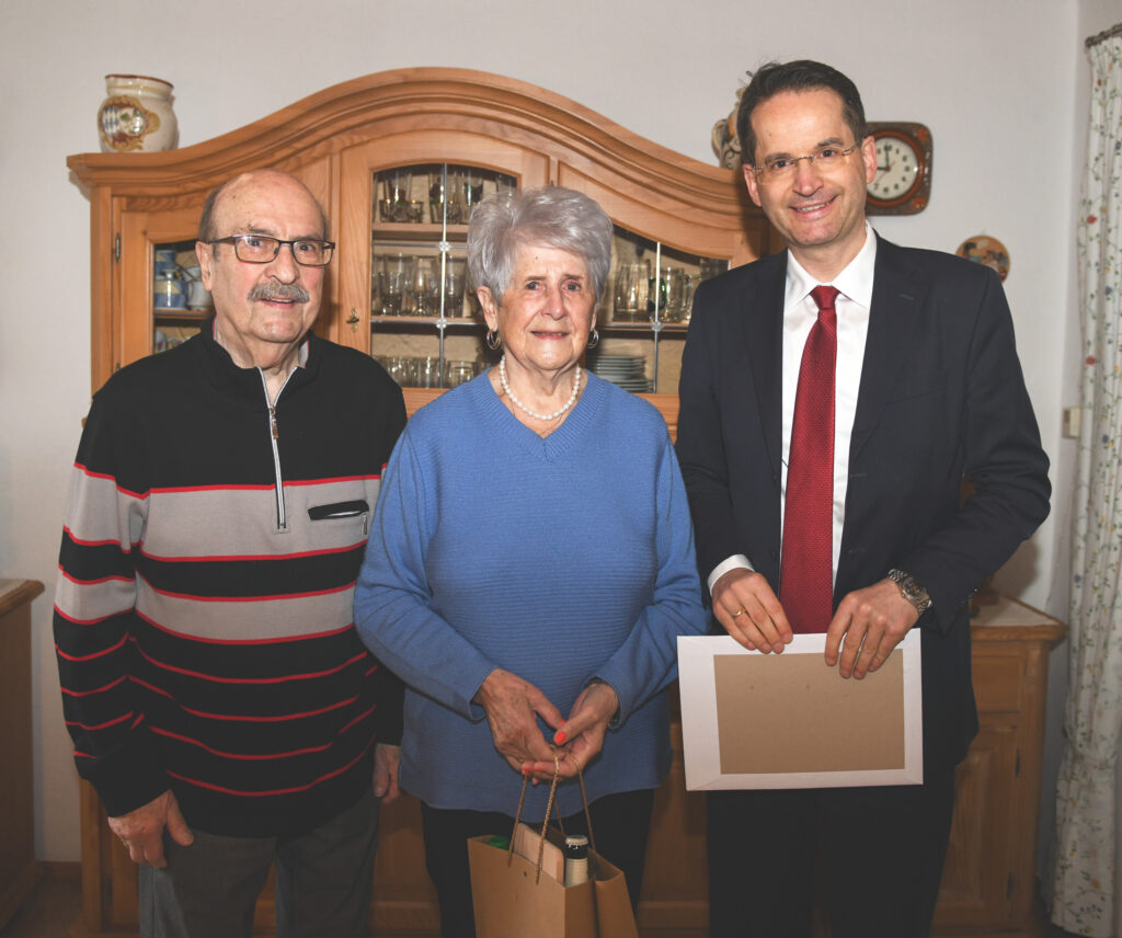 OB gratuliert zur Eisernen Hochzeit der Familie Haderdauer