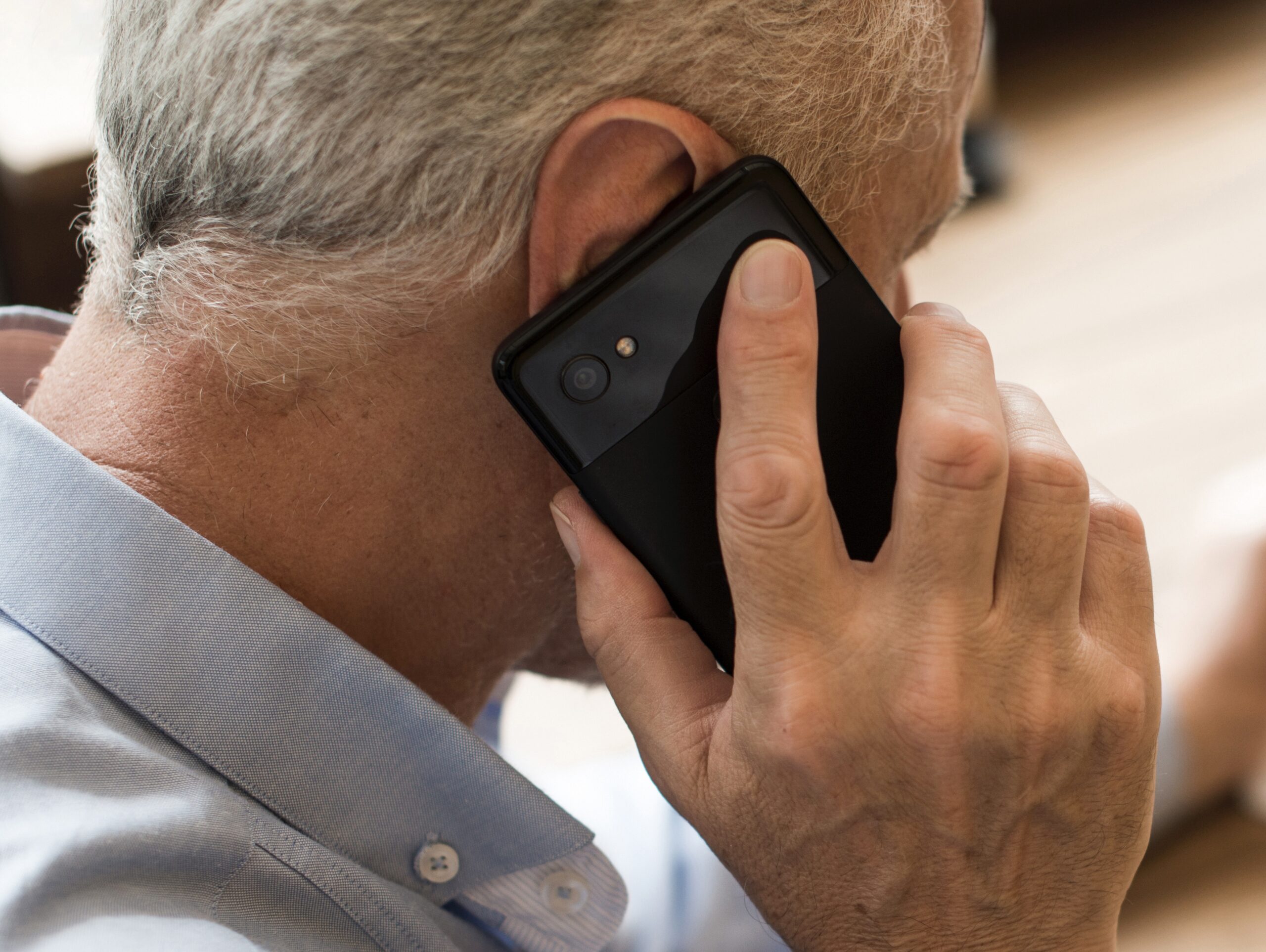 Telefon