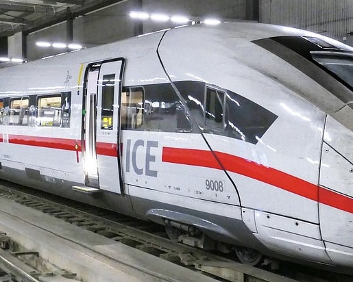 ICE Bahn Zug