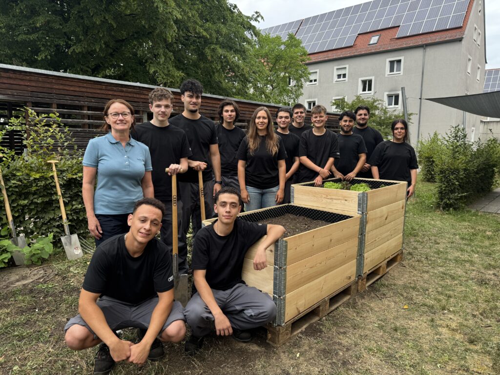 Quartiersmanagement und Auszubildende AUDI-Foto: Melanie Springer