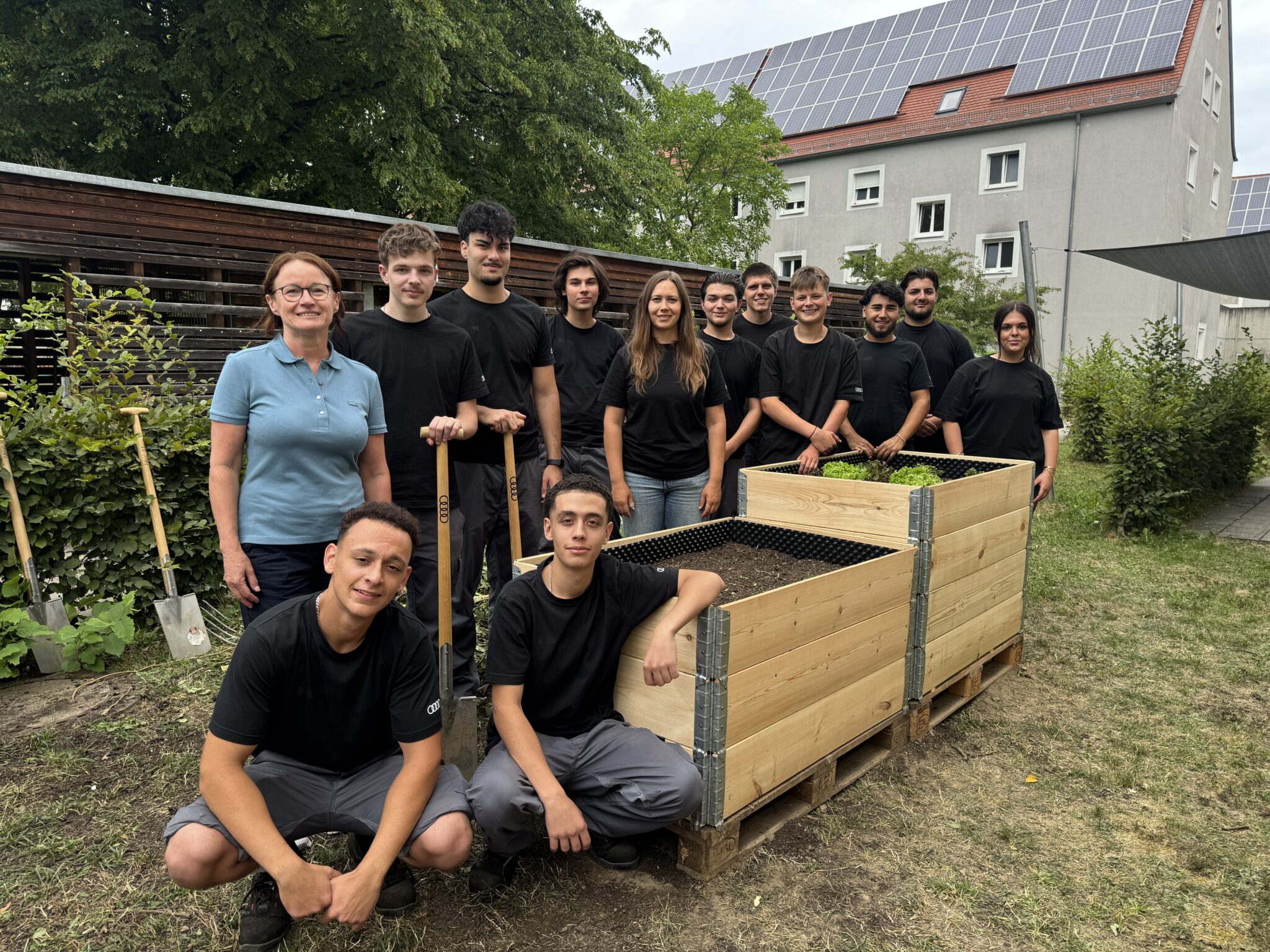 Quartiersmanagement und Auszubildende AUDI-Foto: Melanie Springer