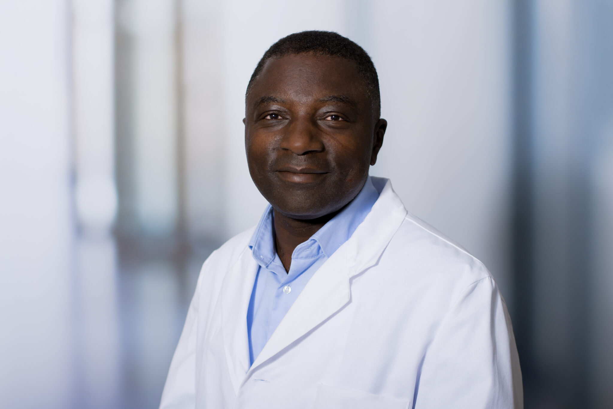 Dr. Danjouma Cheufou wird Direktor der neuen Klinik für Thoraxchirurgie