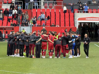 letztes Heimspiel 2026 FCI Spieler Foto: EL