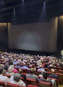 Stadttheater letzter Vorhang
Foto: EL