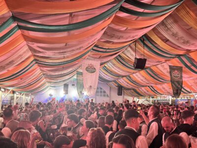 Barthelmarkt Oberstimm Volksfest Bierzelt