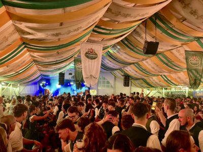 Barthelmarkt Oberstimm Volksfest Bierzelt