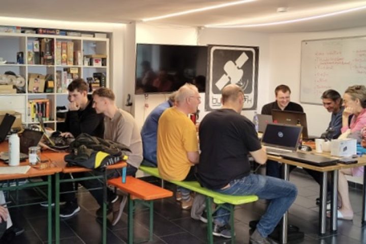 20.09.2025 Linux-Installationsparty Bingo