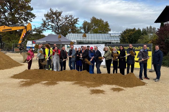 Spatenstich Lebenshilfe