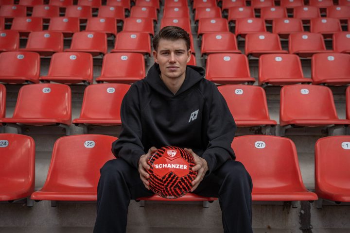 Keeper Markus Ponath/FCI