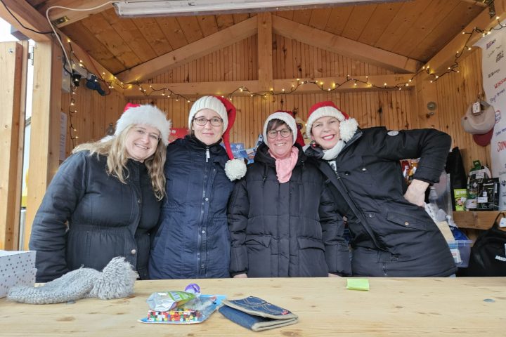 Weihnachtstombola Losbude Lippertshofen