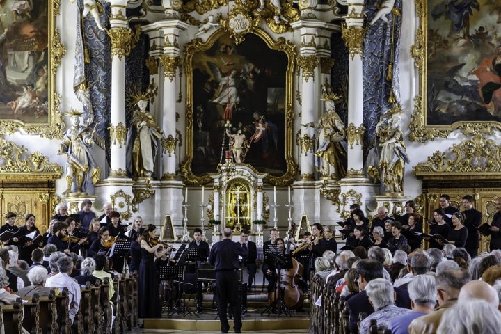 Asamkirche_Mayrchor_ConcertodeBassus