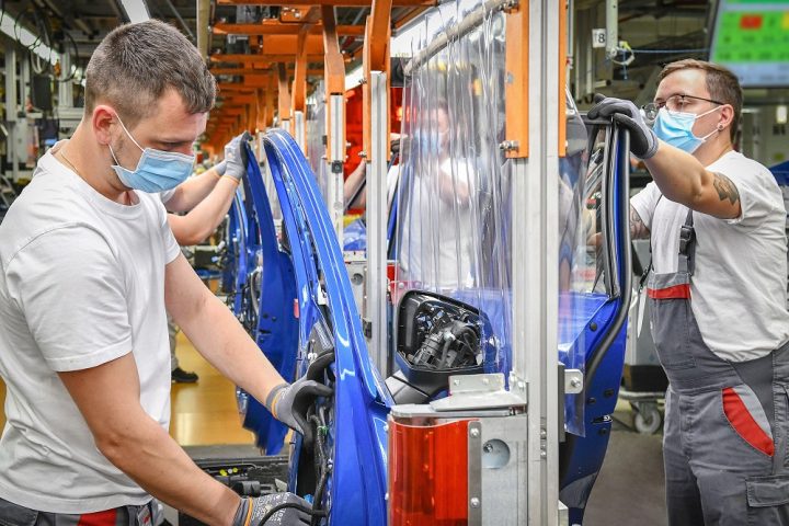 Production at Audi’s main plant in Ingolstadt has started up again today on a single assembly line. Due to the corona crisis, production was shut down in a controlled manner in mid-March. The picture shows a section of the assembly line including a separating plastic sheet for safety, where the employees are producing the Audi A3 and Q2 models, initially in single-shift operation. Upstream processes such as press shop, body shop and paint shop gradually started already at the beginning of the week. Approximately 1,500 employees are back at work this week to restart car production in Ingolstadt.