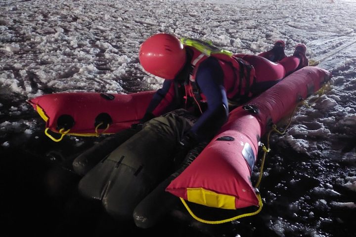 Wasserwacht-Eisrettung