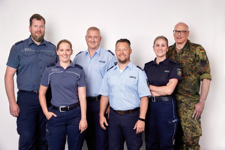 Agentur für Arbeit - Berufe in Uniform