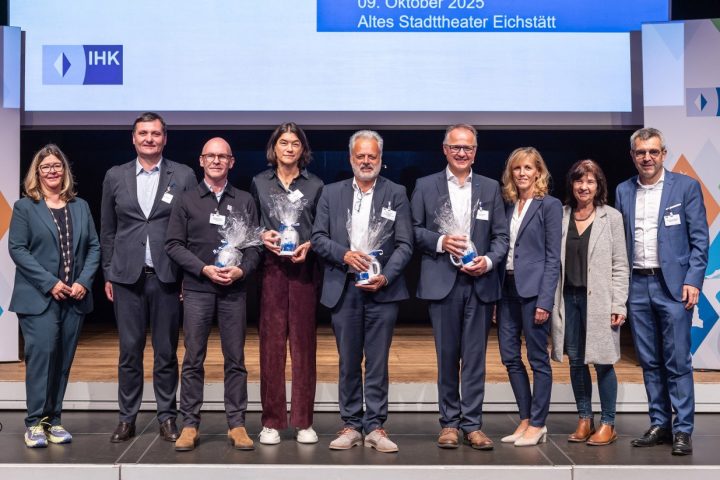 Gruppenbild-IHK-Forum-Region-Ingolstadt_W1920xH823_CUTOUT