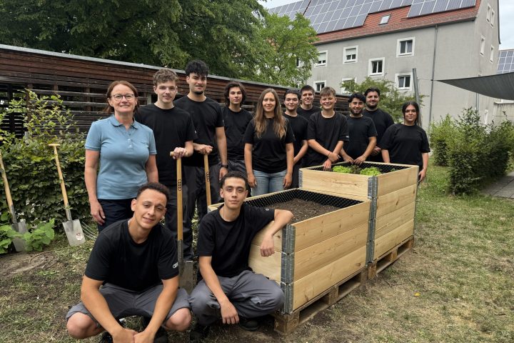 Quartiersmanagement und Auszubildende AUDI-Foto: Melanie Springer