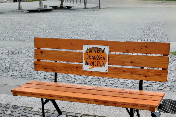 Zuhör.Bank