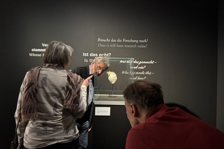 „Ansichtssache.“ „Menschliche Präparate im Museum“ Eine aufsehenerregende Ausstellung im Medizinhistorischen Museum