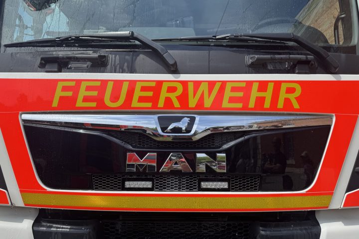 Feuerwehr Unfall Brand Polizei Foto: el