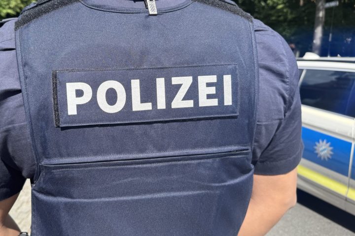 Polizei Unfall Körperverletzung Streit Foto: EL
