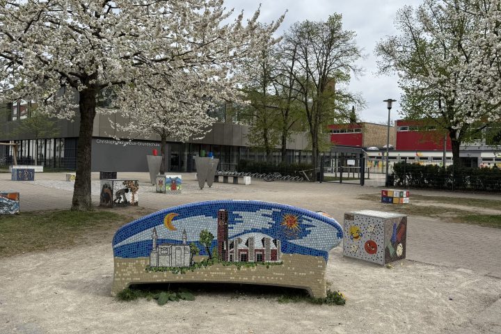 Pius-Schule-Sofa