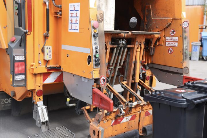 INKB-Müllabfuhr-Hartmann