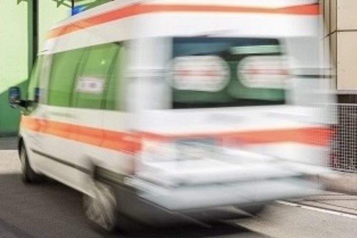 Rettungswagen Unfall Polizei