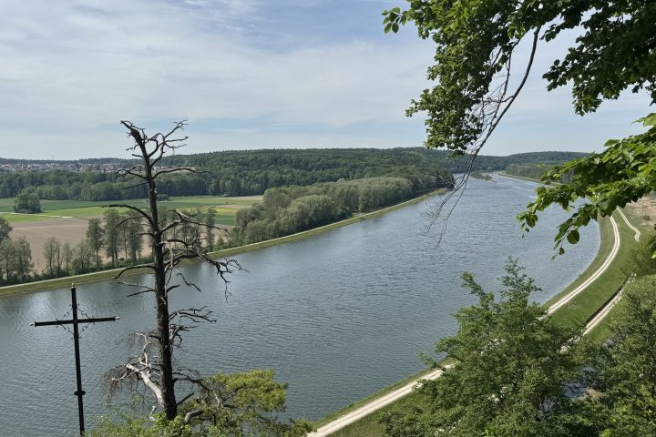 Hoch über der Donau: Der Finkenstein