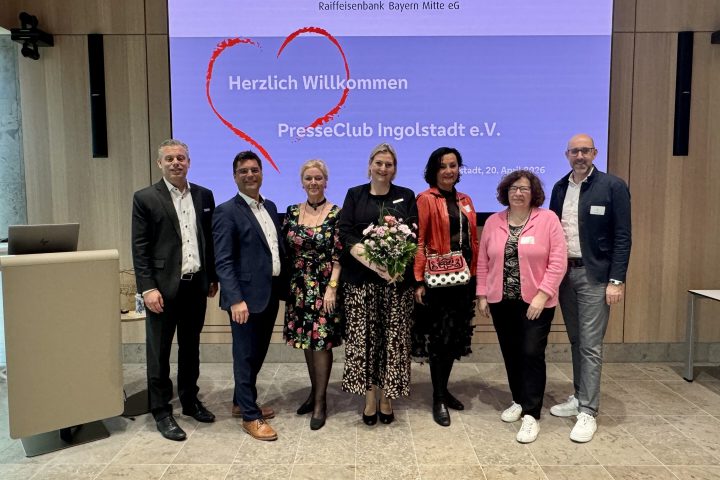 PresseClub Ingolstadt im DonauTower_Gruppe_Funktionäre_Querformat_2026-04-20