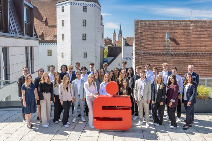 Sparkasse Azubis-1