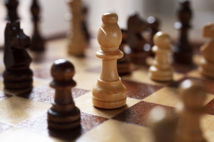 classic-chess-board-still-life