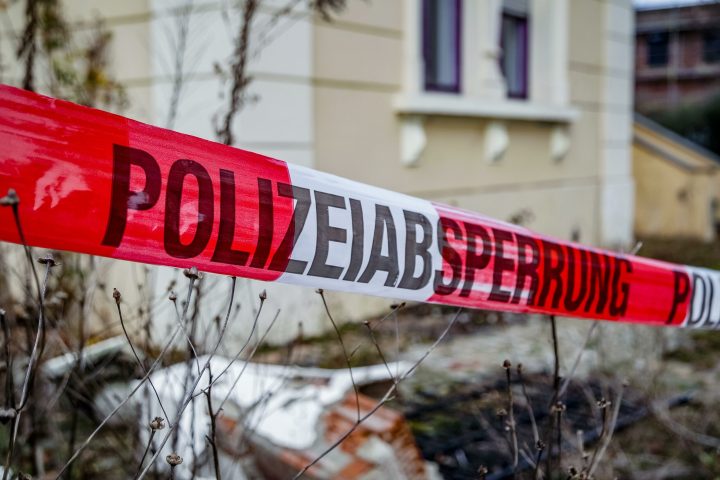 police-barrier-5861252