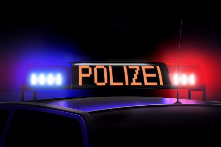 Blue and red police lights - Police (English)/ Polizei (German)