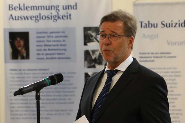 Ausstellung Suizidprävention Johanniskirche
