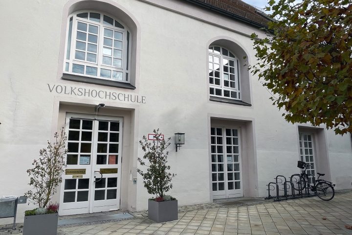Volkshochschule Ingolstadt Außenansicht vhs